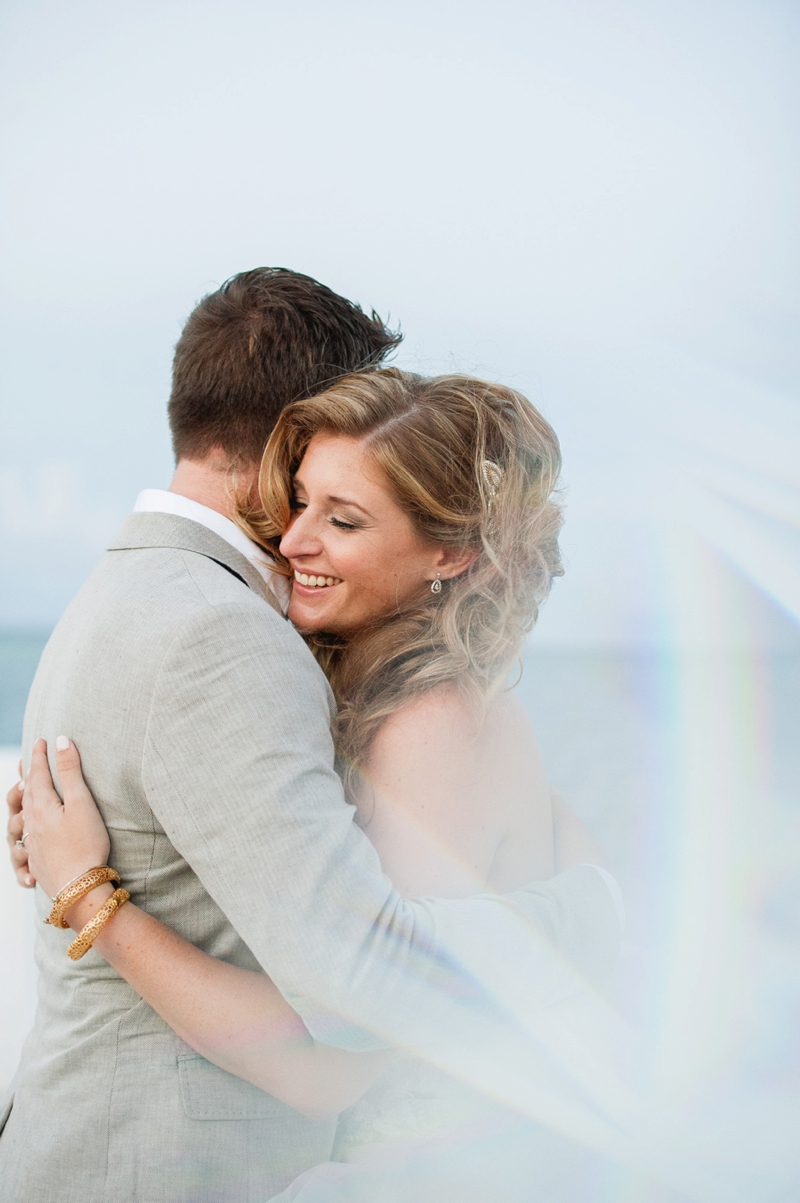 An Elegant Aqua & White Bahamas Wedding via TheELD.com