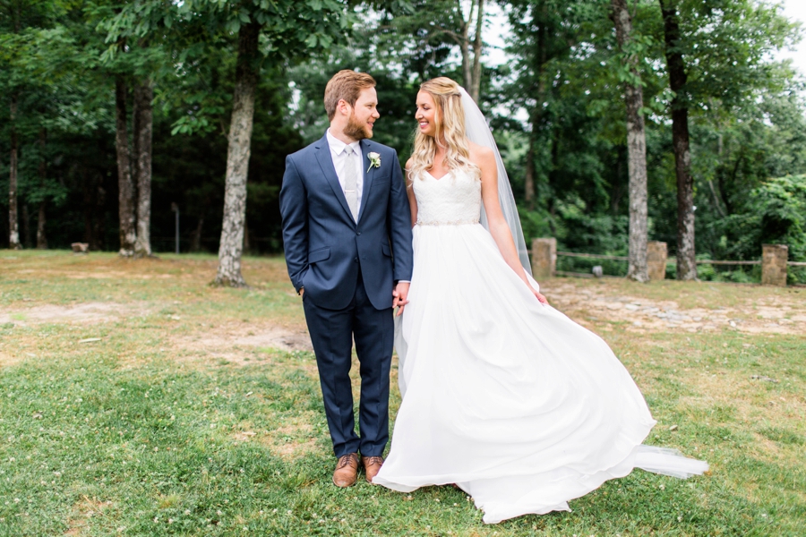 Organic Nature Inspired Alabama Wedding via TheELD.com