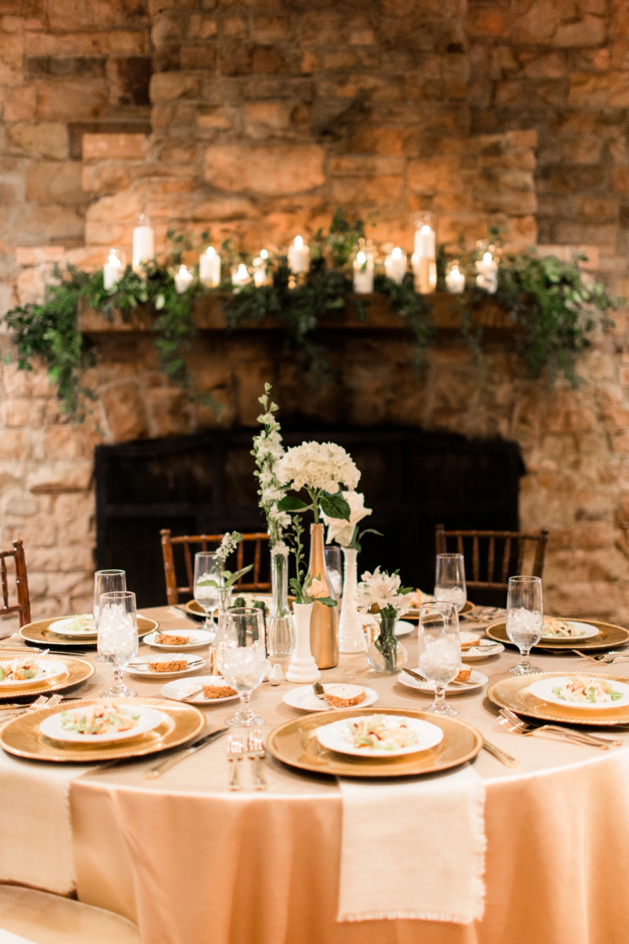 Organic Nature Inspired Alabama Wedding via TheELD.com