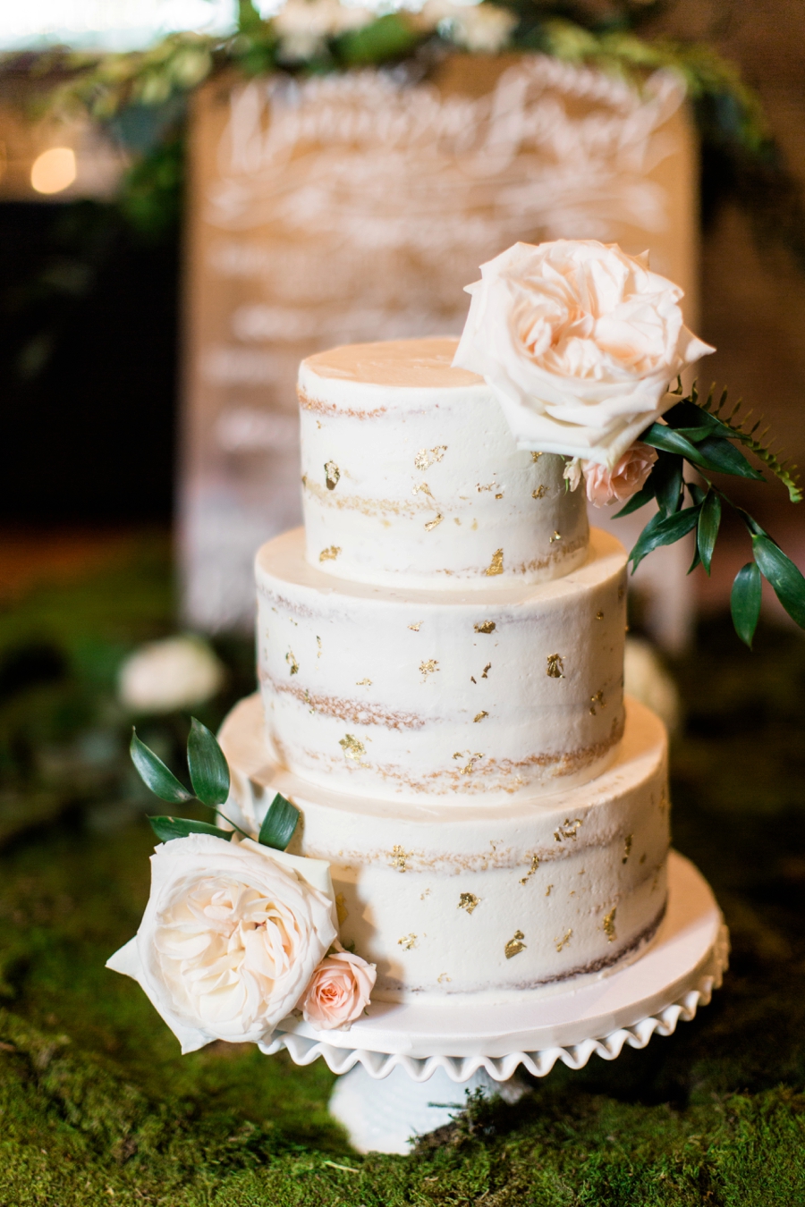 Organic Nature Inspired Alabama Wedding via TheELD.com