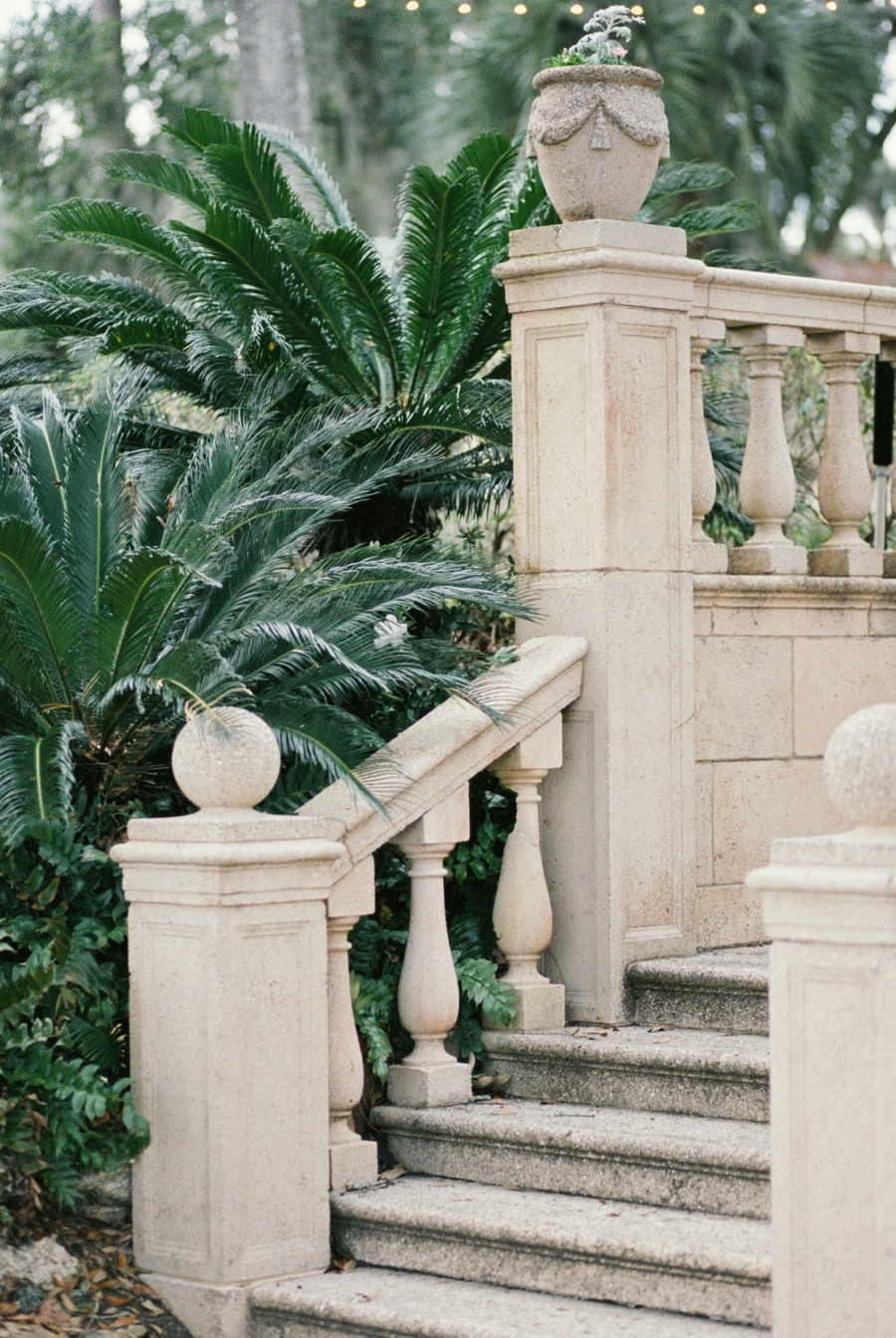 Romantic European Inspired Wedding Ideas via TheELD.com