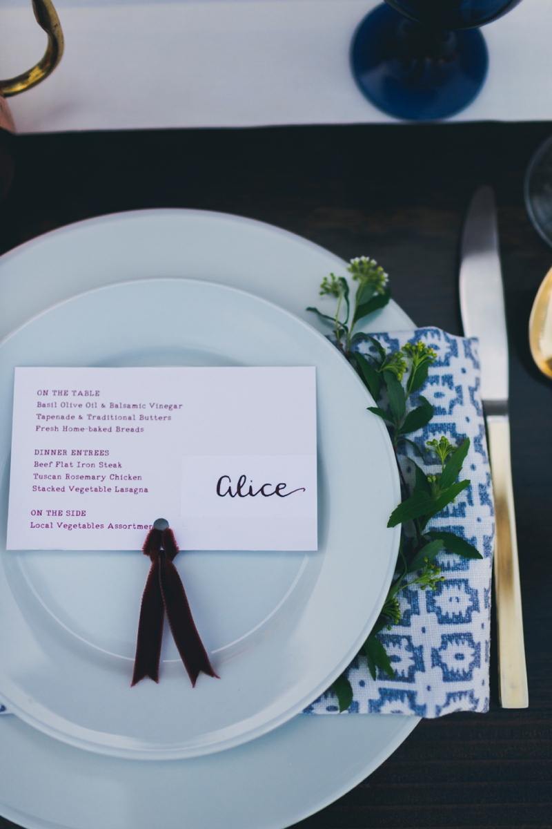 Alice In Wonderland Inspired Wedding Ideas via TheELD.com