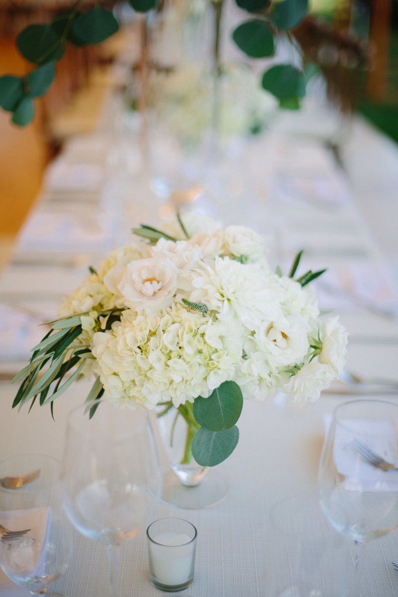 A Simple & Elegant Maine Wedding via TheELD.com