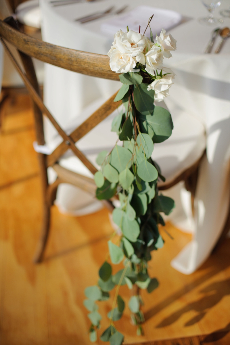 A Simple & Elegant Maine Wedding via TheELD.com