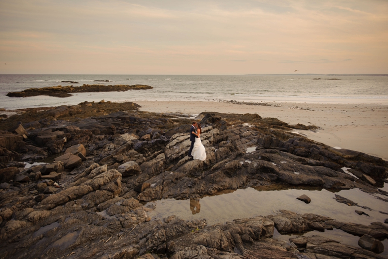 A Simple & Elegant Maine Wedding via TheELD.com