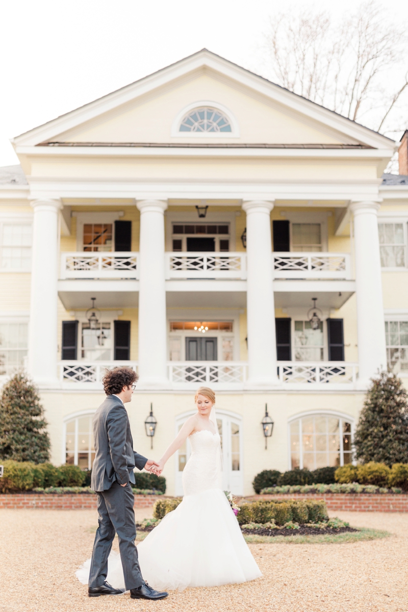 Elegant Purple & White Virginia Wedding via TheELD.com