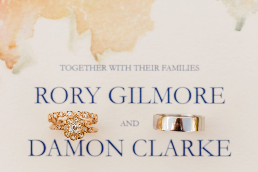 A Gilmore Girls Wedding via TheELD.com