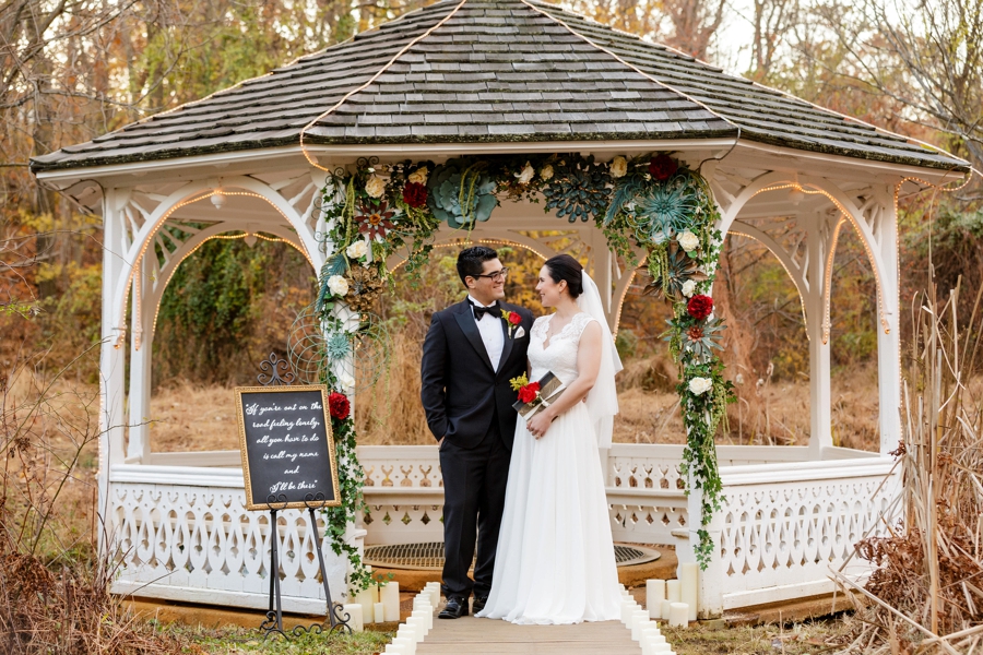 A Gilmore Girls Wedding via TheELD.com