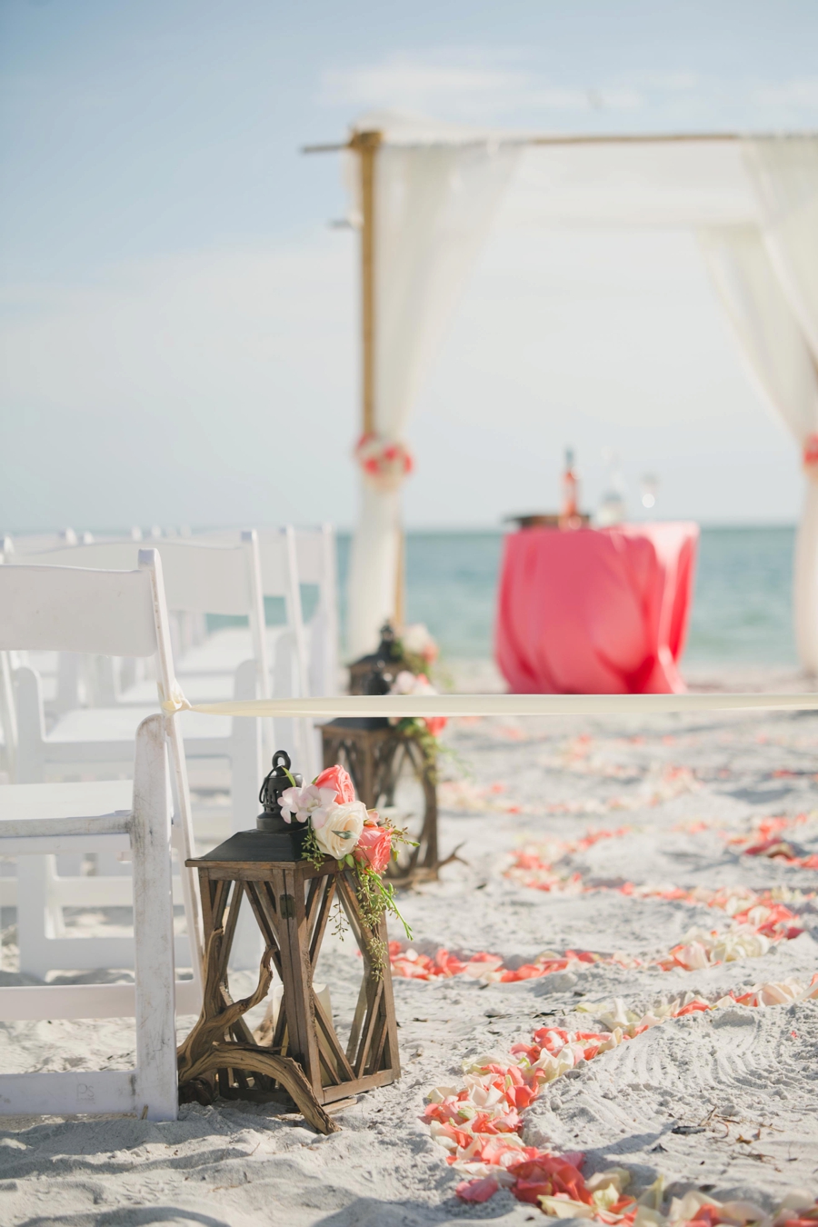 A Nautical Florida Destination Wedding via TheELD.com