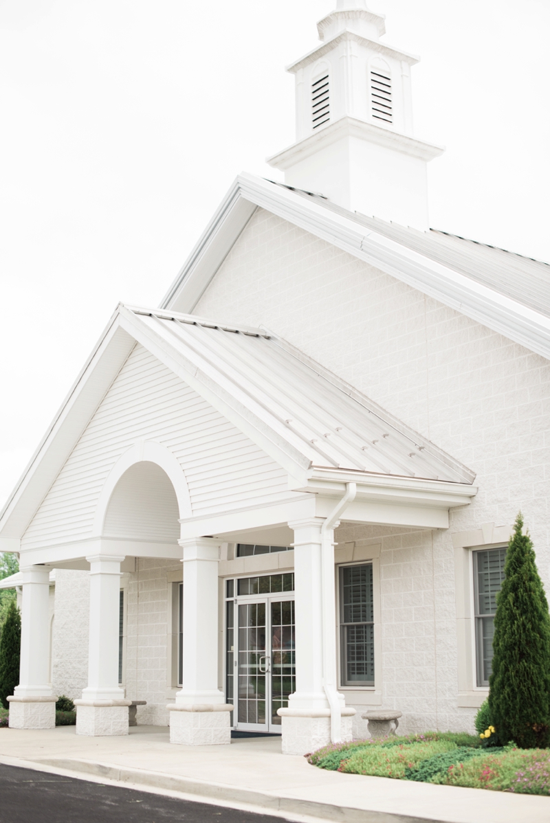 A Classic Americana Themed Wedding via TheELD.com