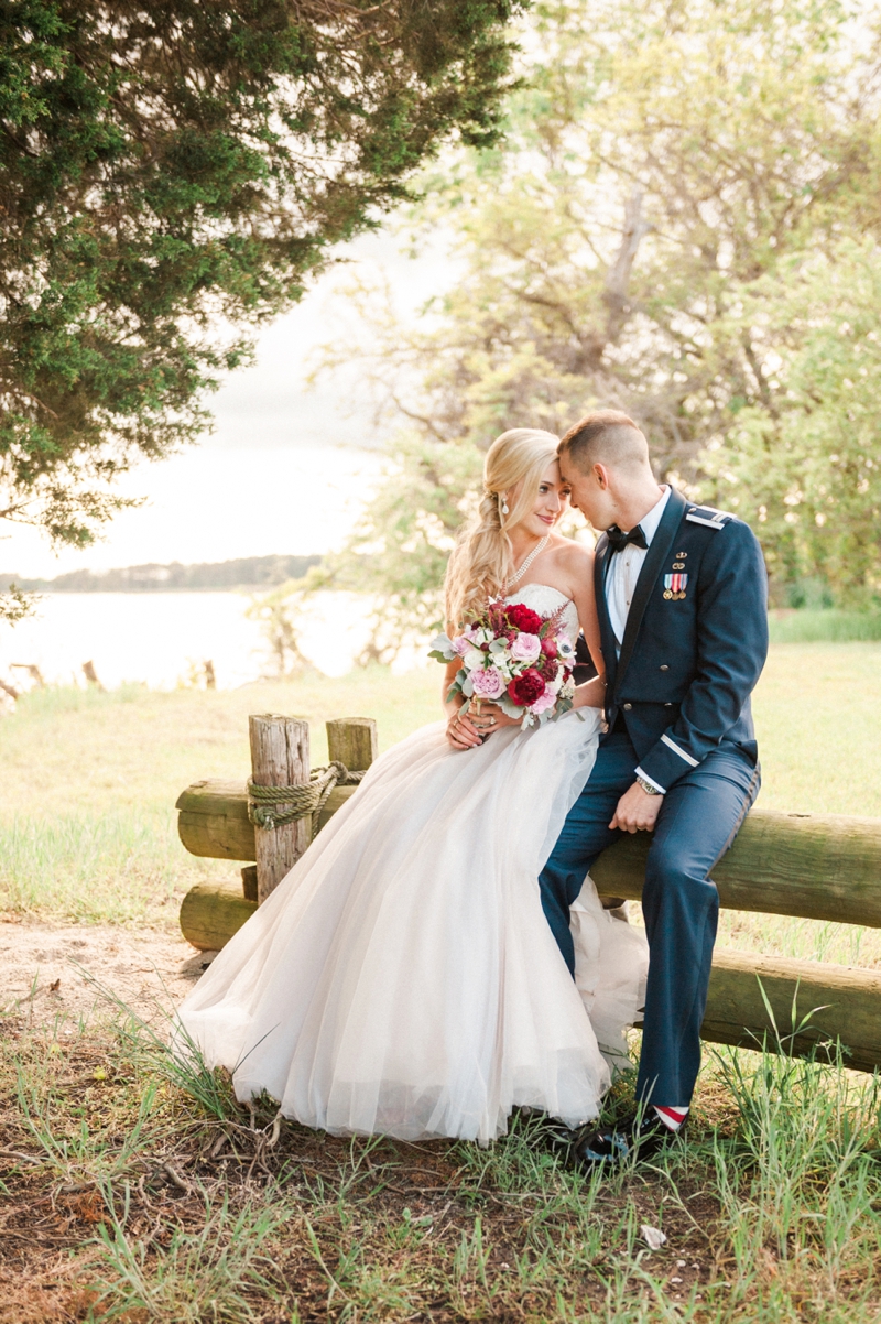 A Classic Americana Themed Wedding via TheELD.com