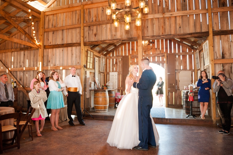 A Classic Americana Themed Wedding via TheELD.com