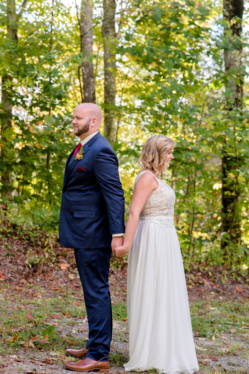 A Romantic North Carolina Vineyard Wedding via TheELD.com