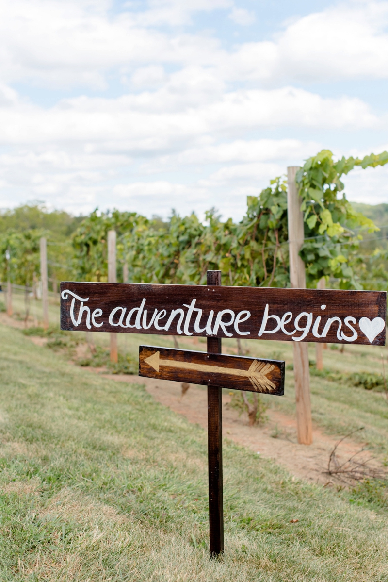 A Romantic North Carolina Vineyard Wedding via TheELD.com