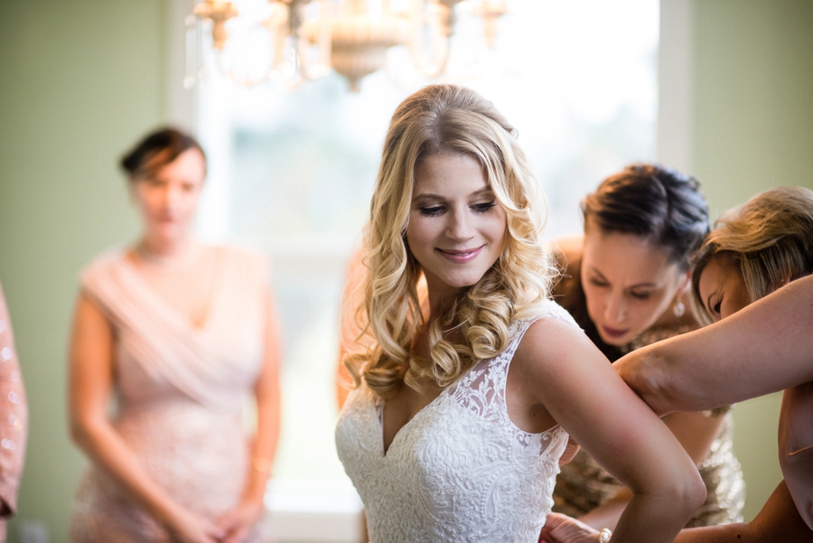 Champagne and Blush Fort Myers Wedding via TheELD.com