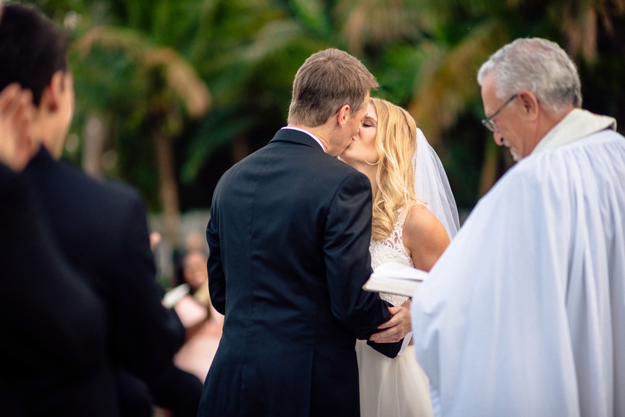 Champagne and Blush Fort Myers Wedding via TheELD.com