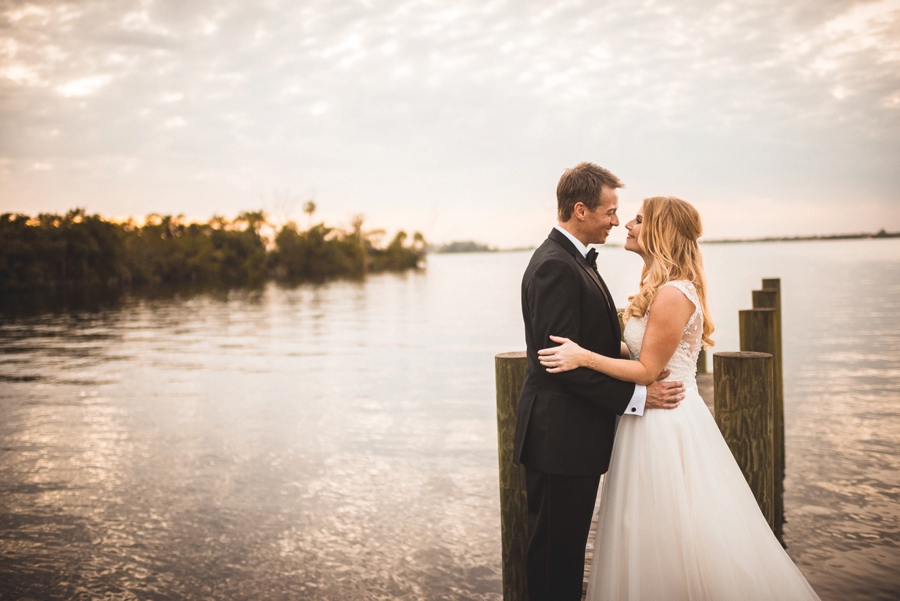 Champagne and Blush Fort Myers Wedding via TheELD.com