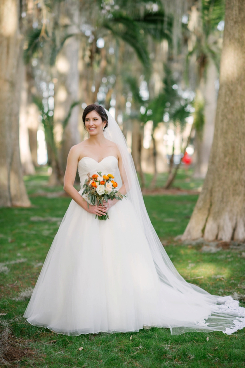Old Florida Inspired Wedding in Winter Park via TheELD.com