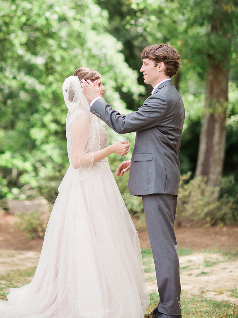 Romantic Pink and Lavender Alabama Wedding via TheELD.com