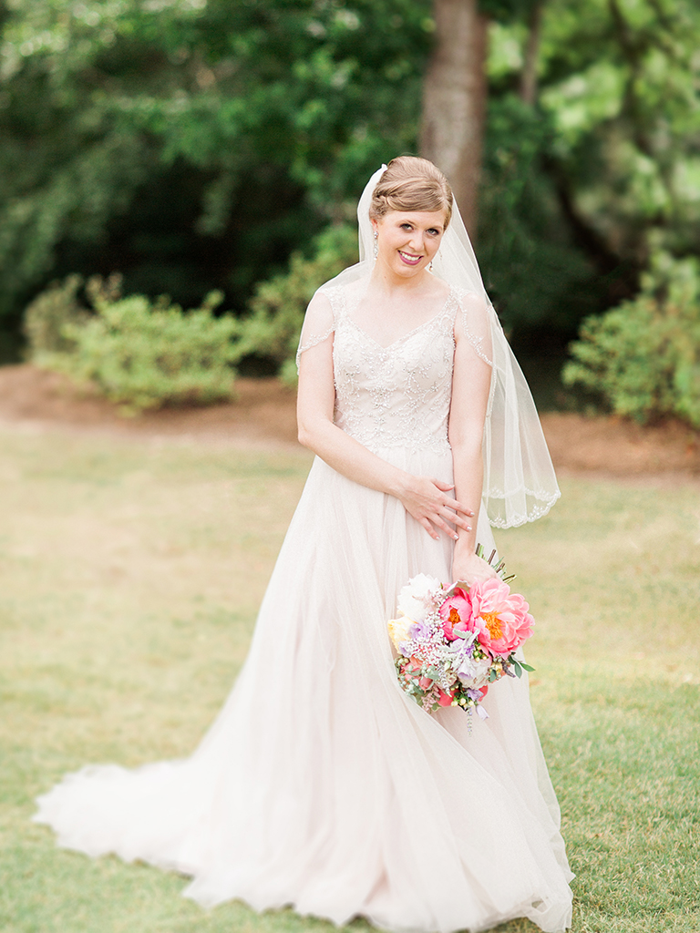 Romantic Pink and Lavender Alabama Wedding via TheELD.com