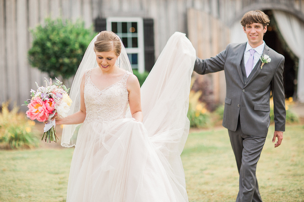 Romantic Pink and Lavender Alabama Wedding via TheELD.com