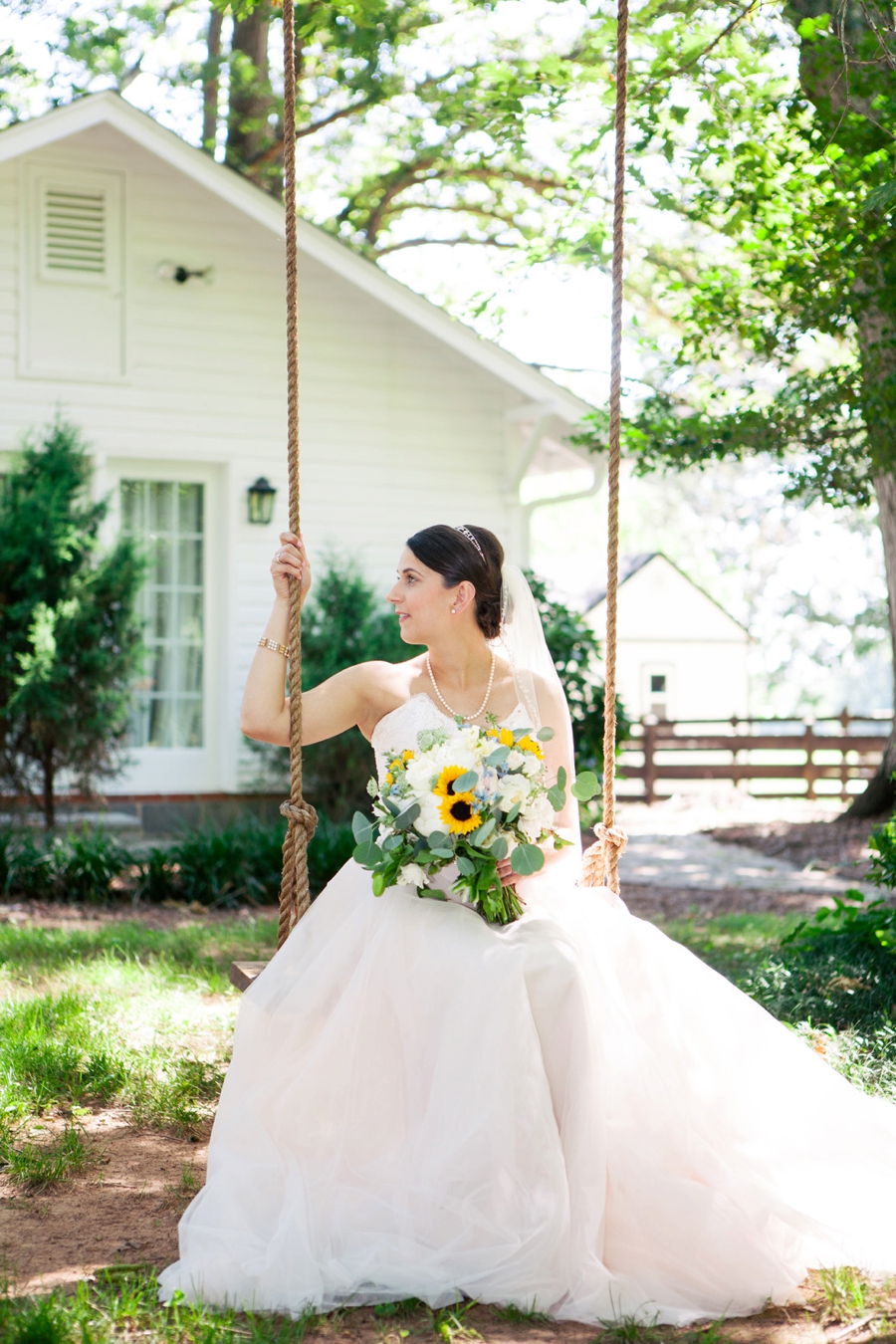 Rustic Elegant North Carolina Wedding via TheELD.com