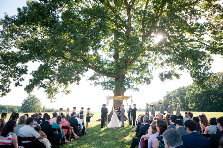 Rustic Elegant North Carolina Wedding via TheELD.com