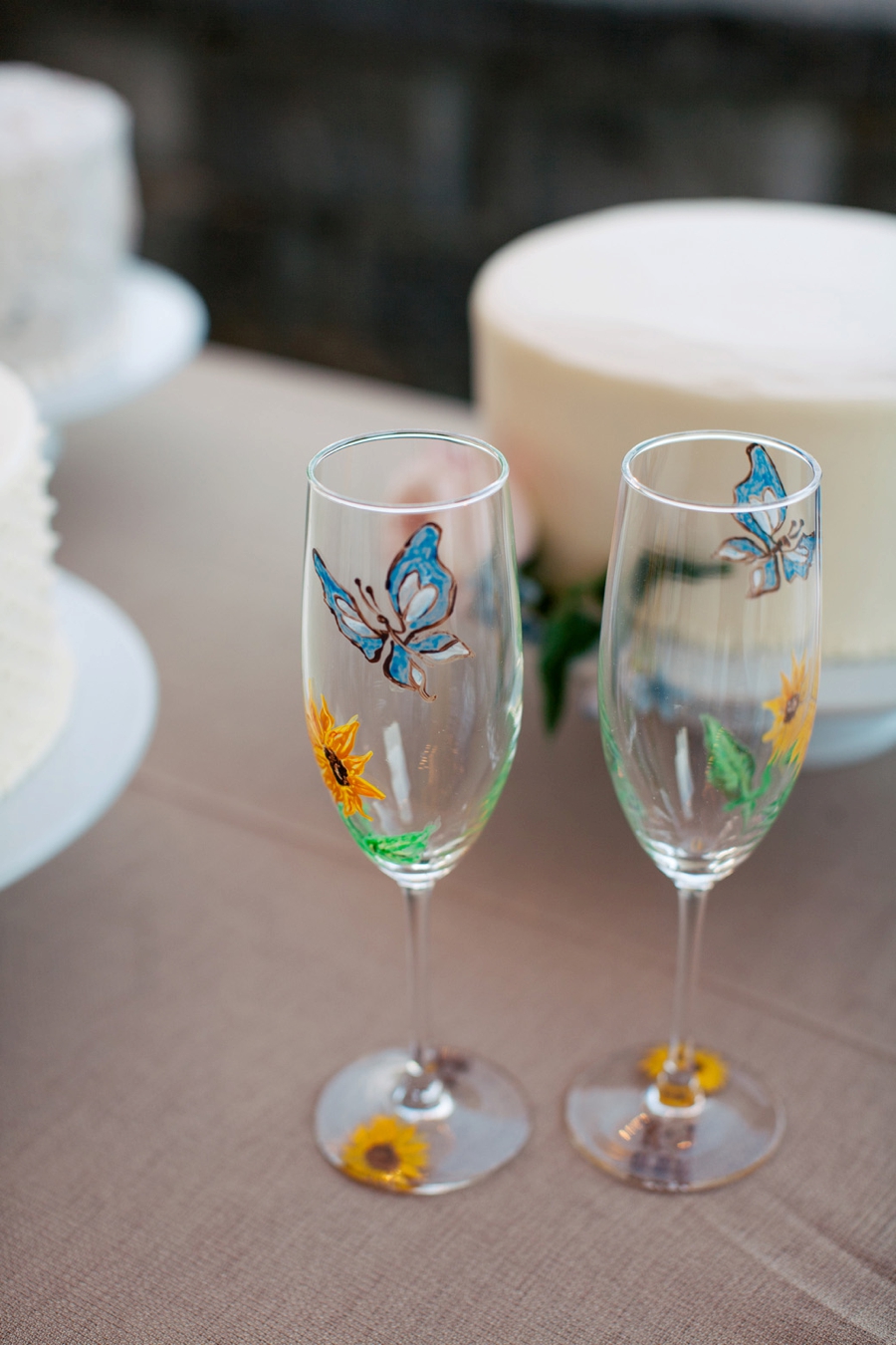 Rustic Elegant North Carolina Wedding via TheELD.com