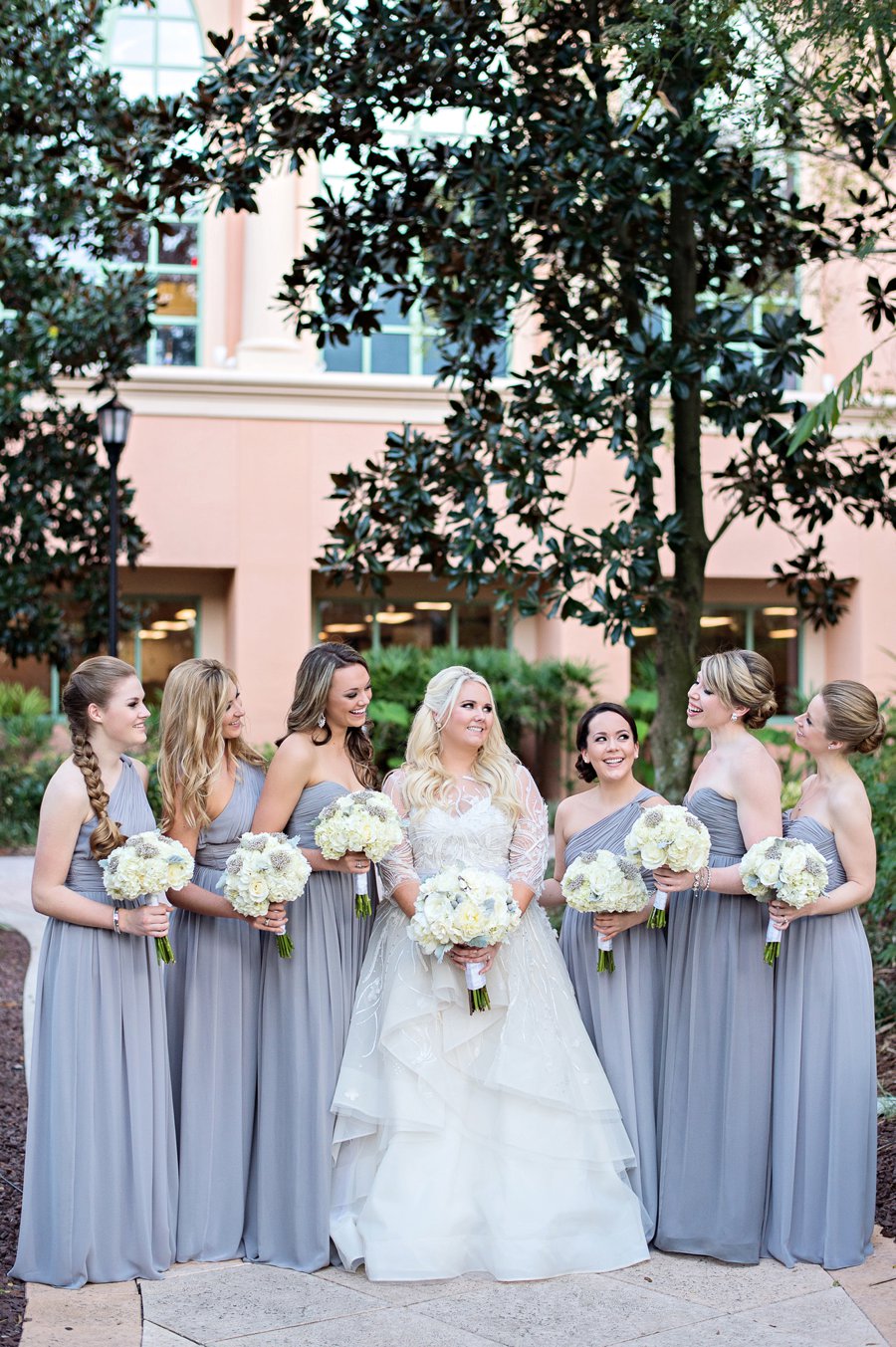 A Silver & White New Years Eve Wedding via TheELD.com