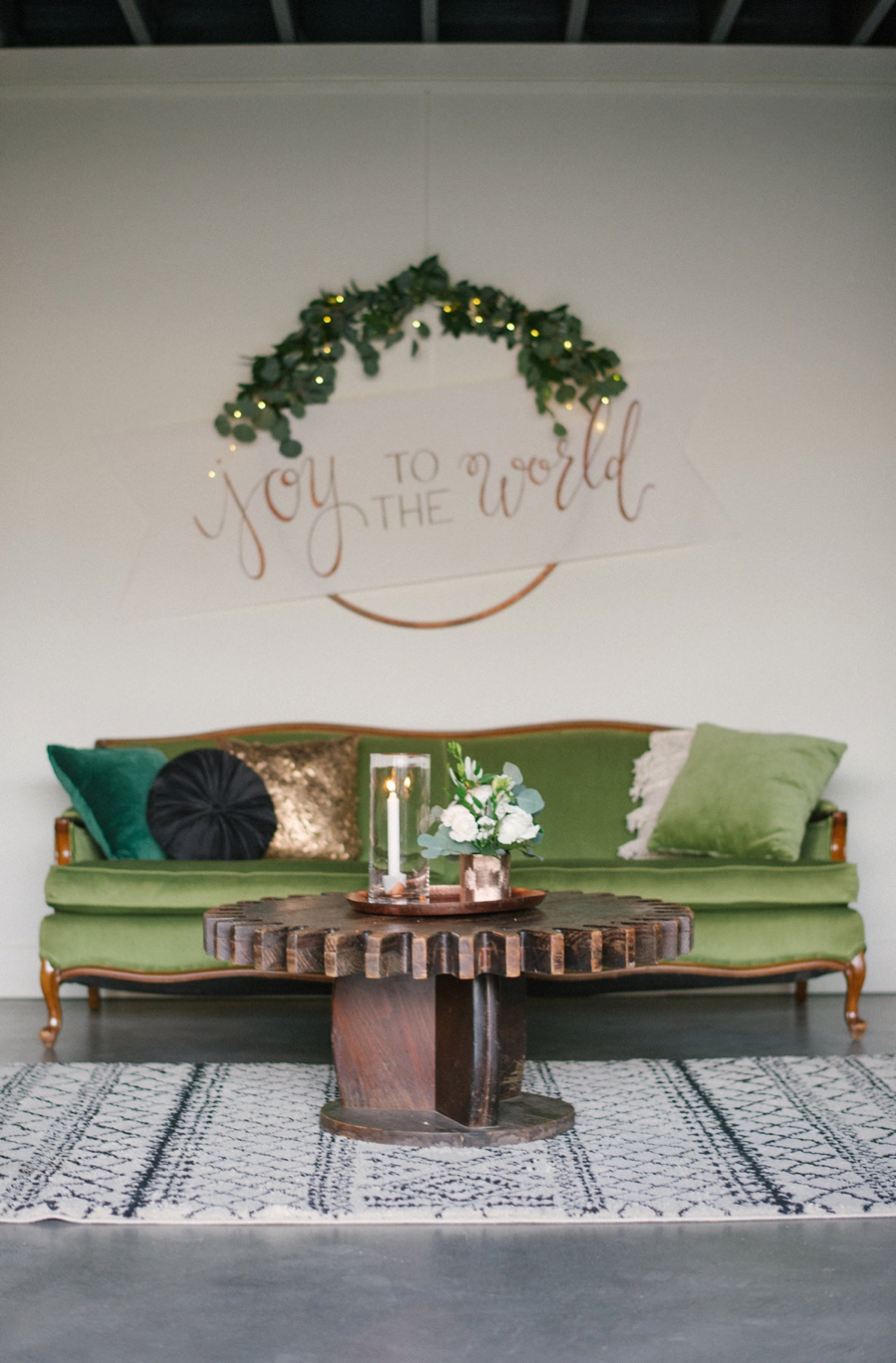 A Modern Copper and Green Holiday Party via TheELD.com