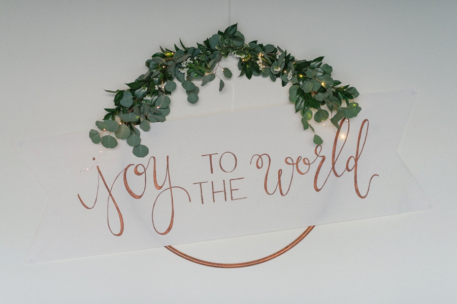 A Modern Copper and Green Holiday Party via TheELD.com