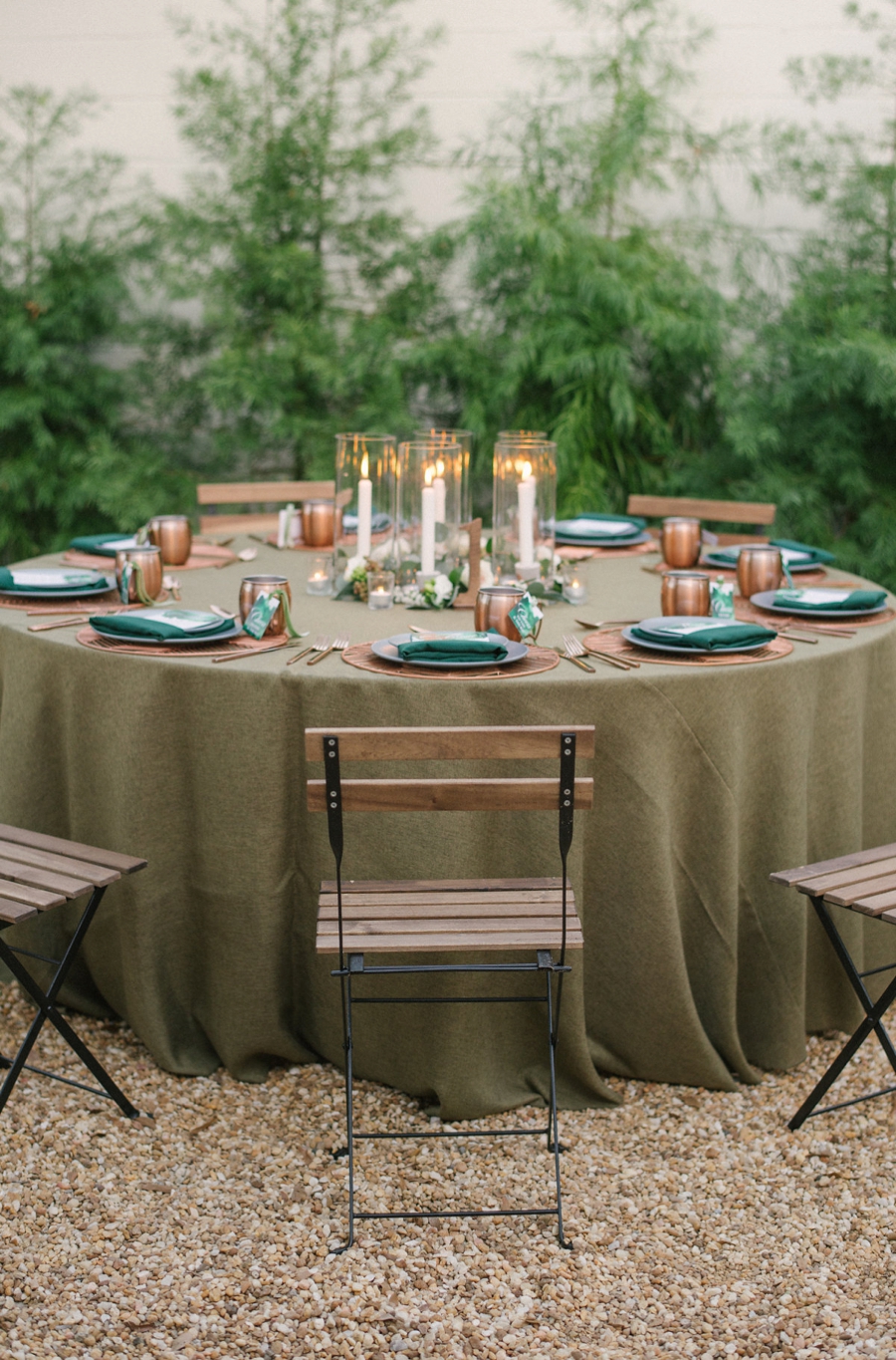 A Modern Copper and Green Holiday Party via TheELD.com