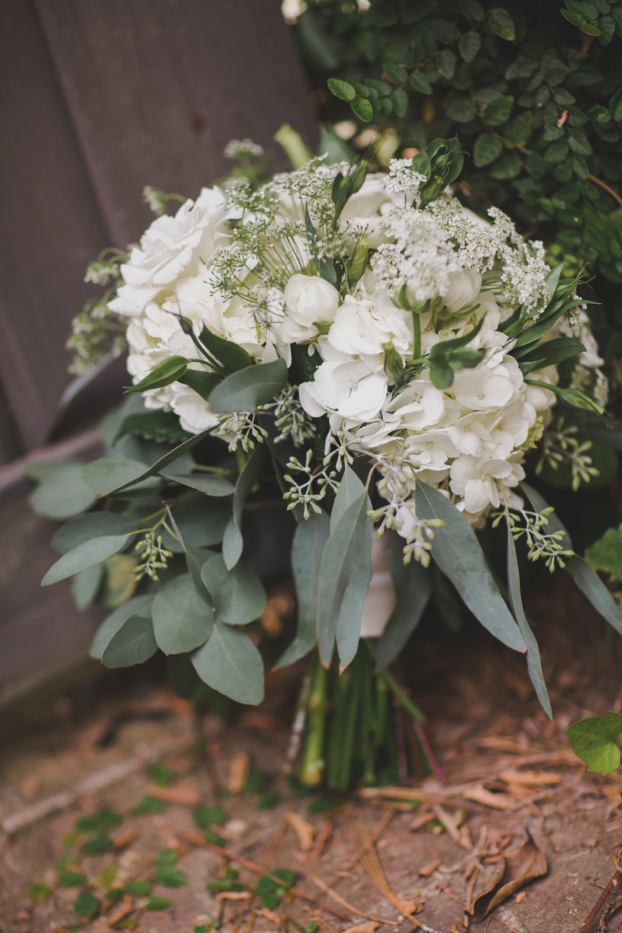 An Elegant Tallahassee Garden Wedding via TheELD.com