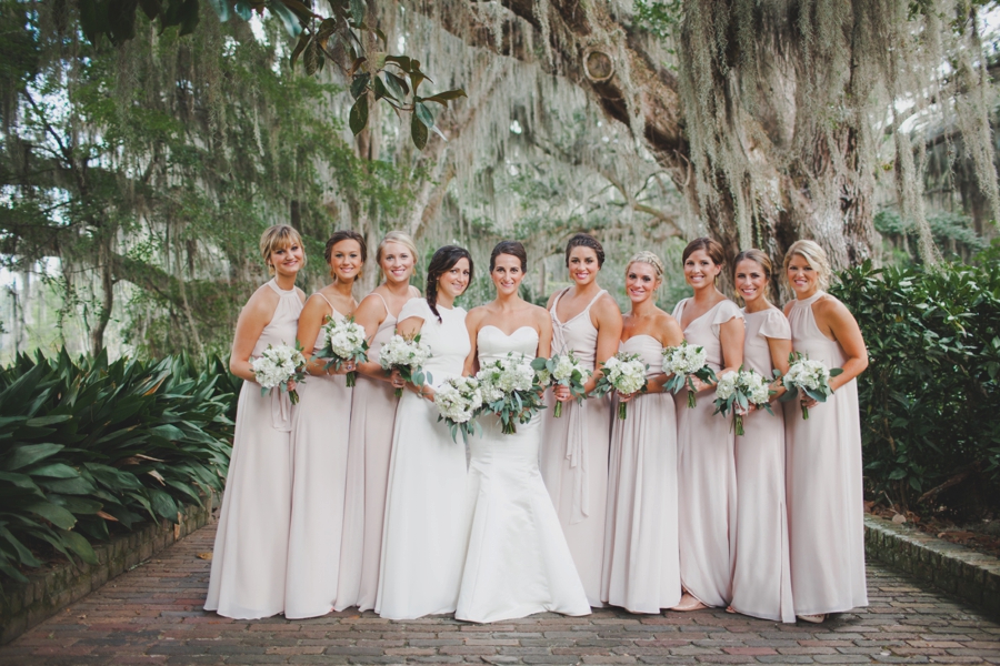 An Elegant Tallahassee Garden Wedding via TheELD.com