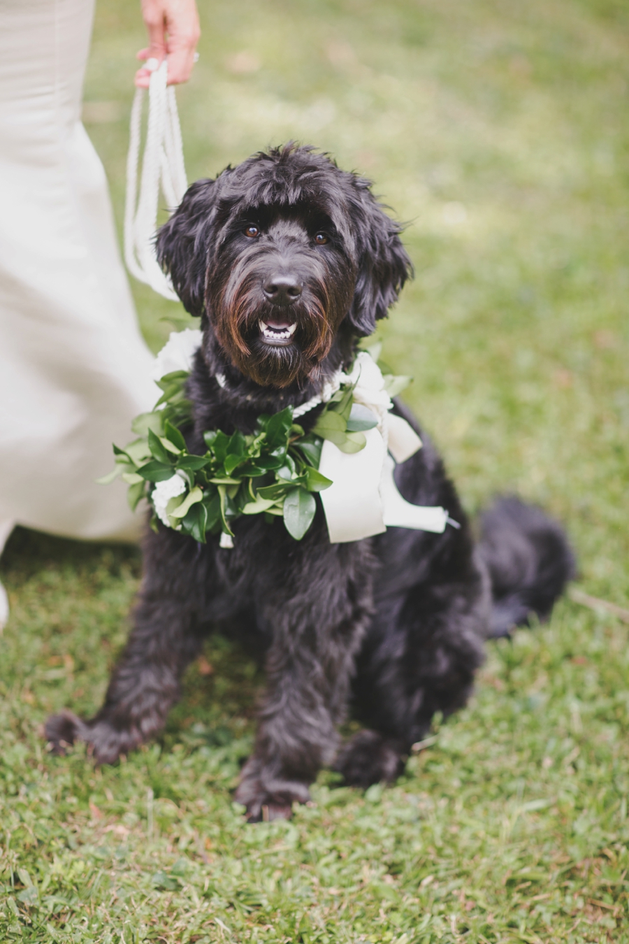 An Elegant Tallahassee Garden Wedding via TheELD.com