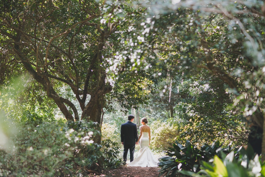 An Elegant Tallahassee Garden Wedding via TheELD.com