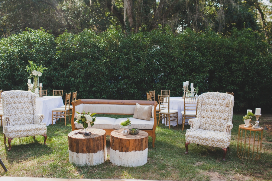 An Elegant Tallahassee Garden Wedding via TheELD.com