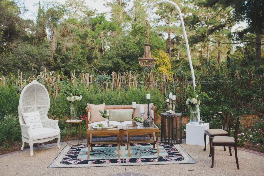An Elegant Tallahassee Garden Wedding via TheELD.com