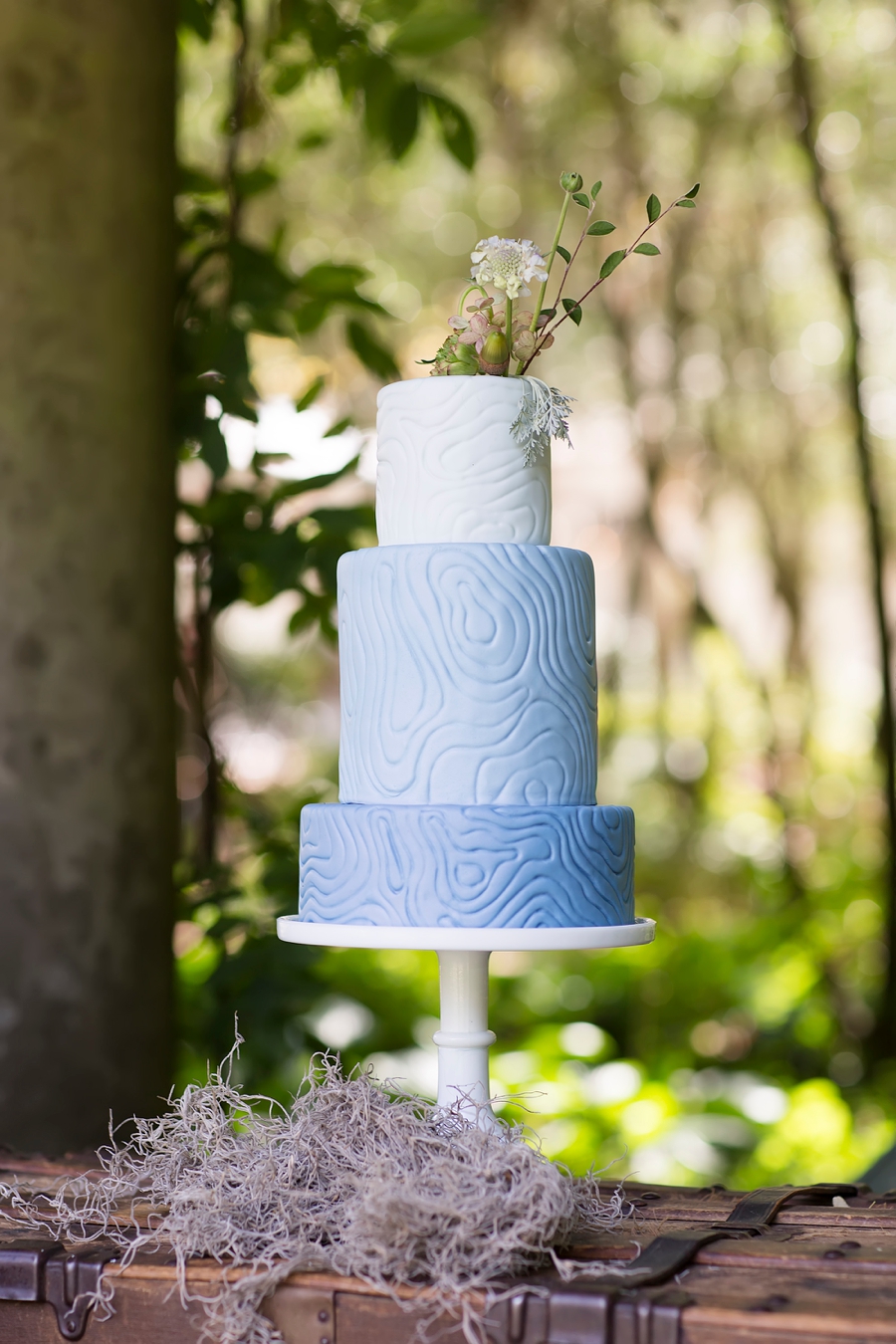 The Best Wedding Cakes of 2016 via TheELD.com