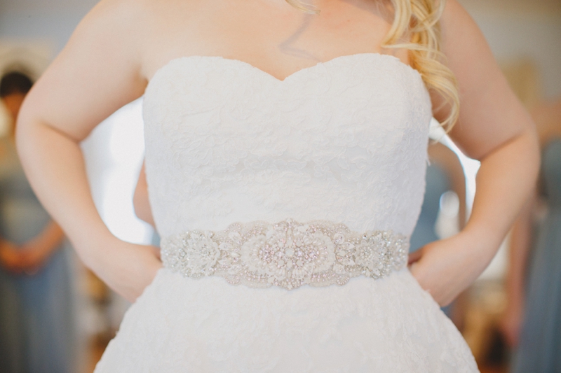 Vintage Modern Florida Estate Wedding via TheELD.com