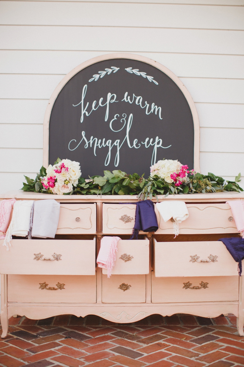 Vintage Modern Florida Estate Wedding via TheELD.com