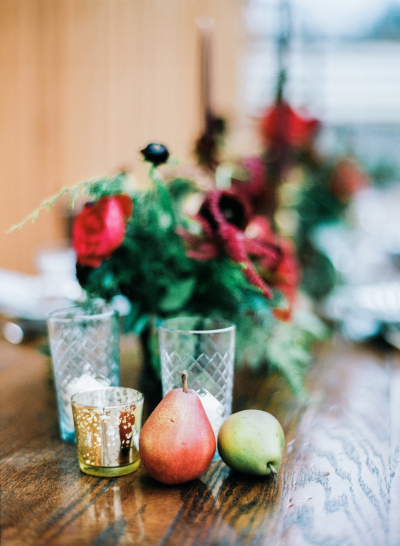 Romantic Red and Green Wedding Inspiration via TheELD.com