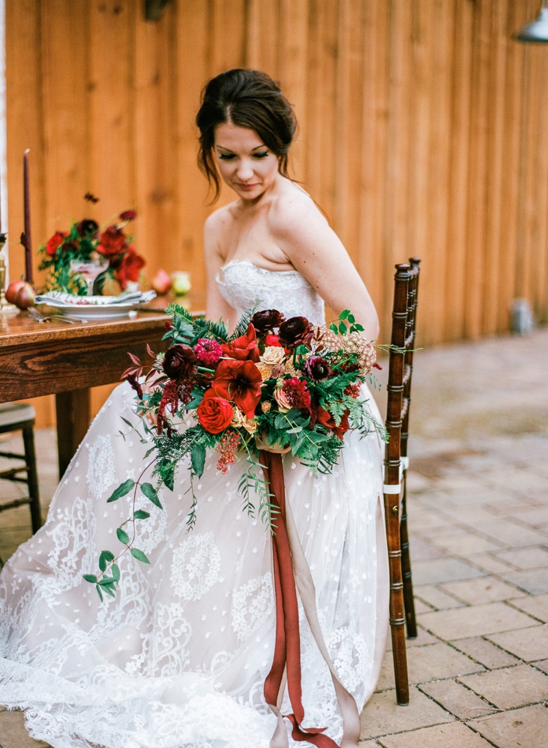 Romantic Red and Green Wedding Inspiration via TheELD.com