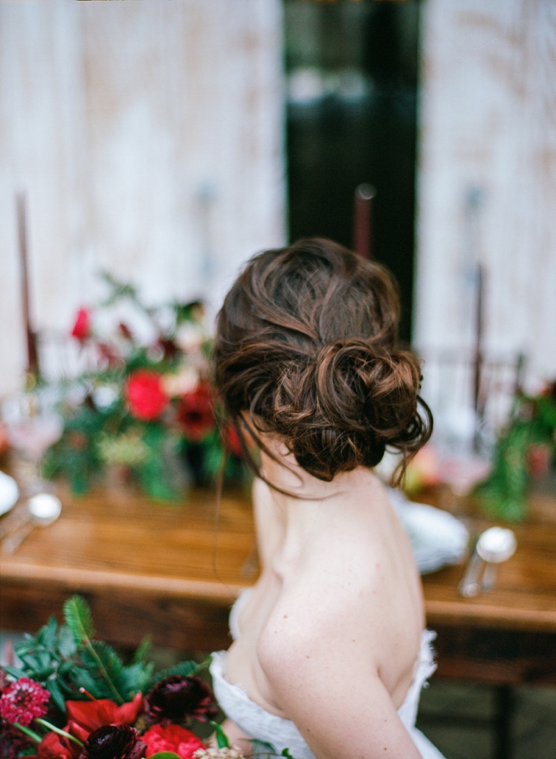 Romantic Red and Green Wedding Inspiration via TheELD.com