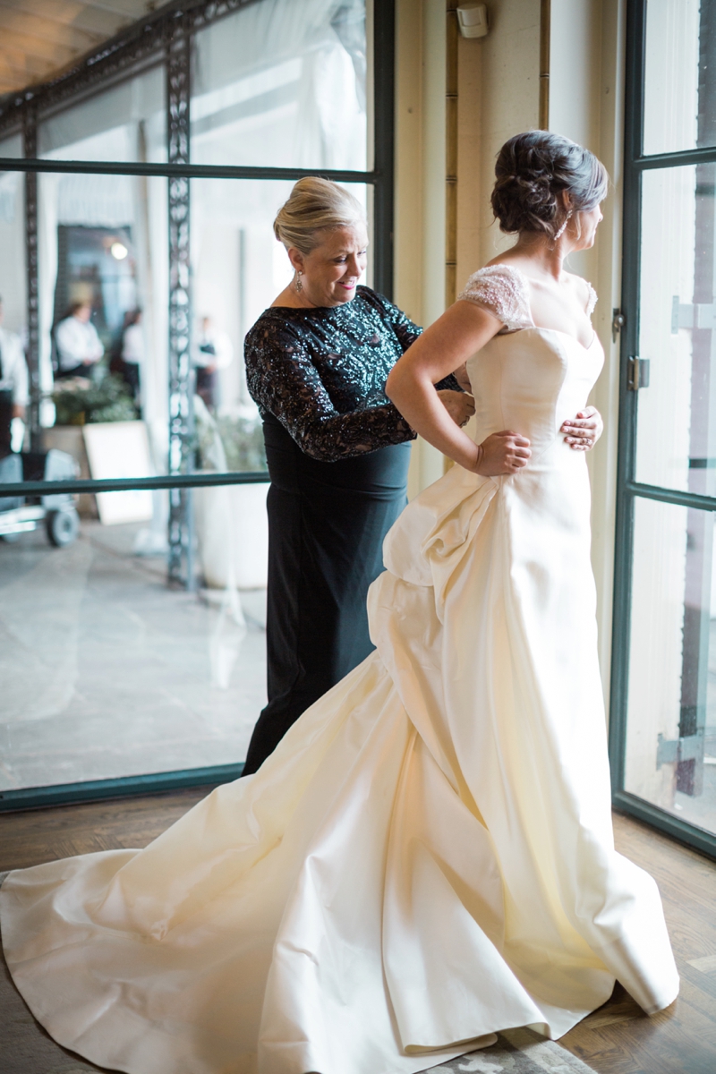 Elegant Pink, Black & Gold Dallas Wedding via TheELD.com