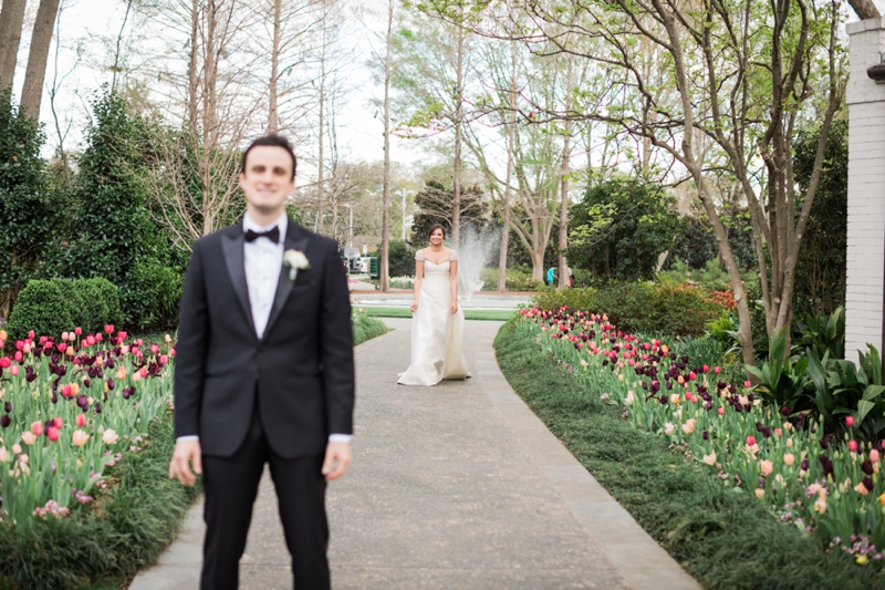 Elegant Pink, Black & Gold Dallas Wedding via TheELD.com