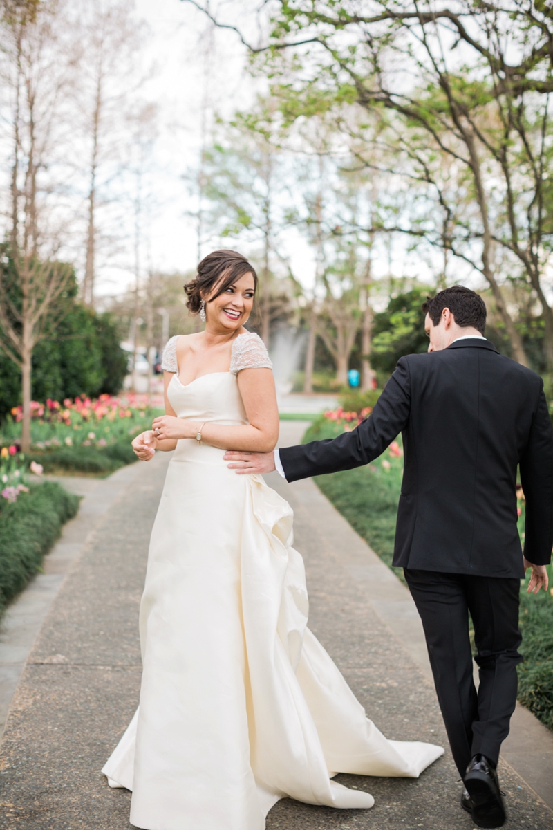 Elegant Pink, Black & Gold Dallas Wedding via TheELD.com