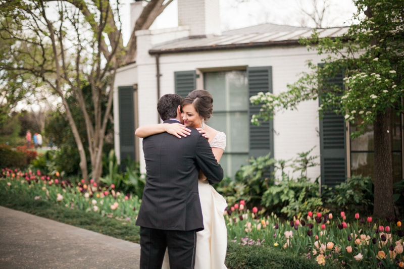 Elegant Pink, Black & Gold Dallas Wedding via TheELD.com