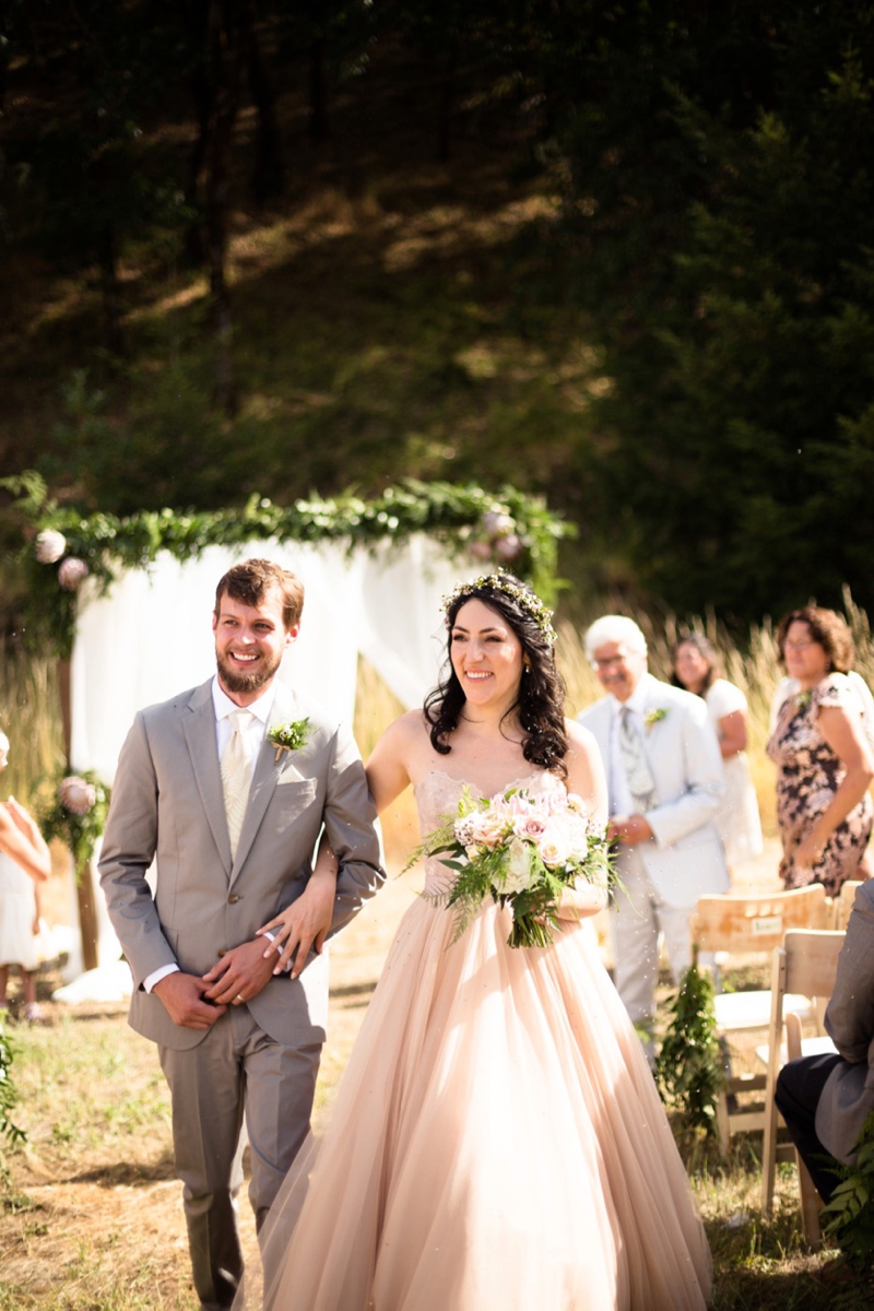 Organic & Romantic Backyard Wedding via TheELD.com