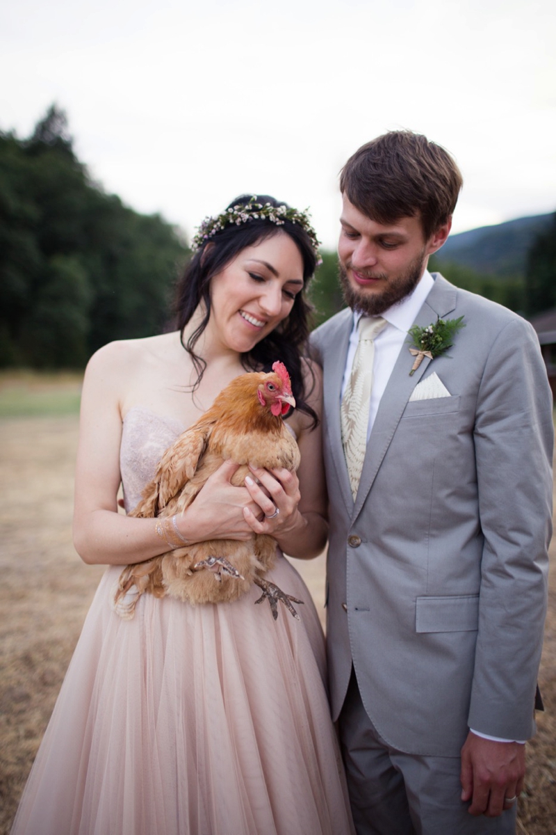 Organic & Romantic Backyard Wedding via TheELD.com